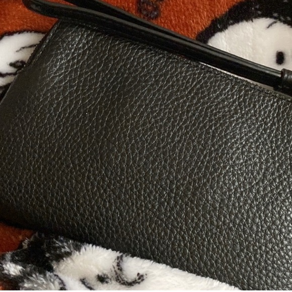 NWT! Coach RARE Marvel Black Widow collector 3 set- drop price ! FINAL - Picture 14 of 15